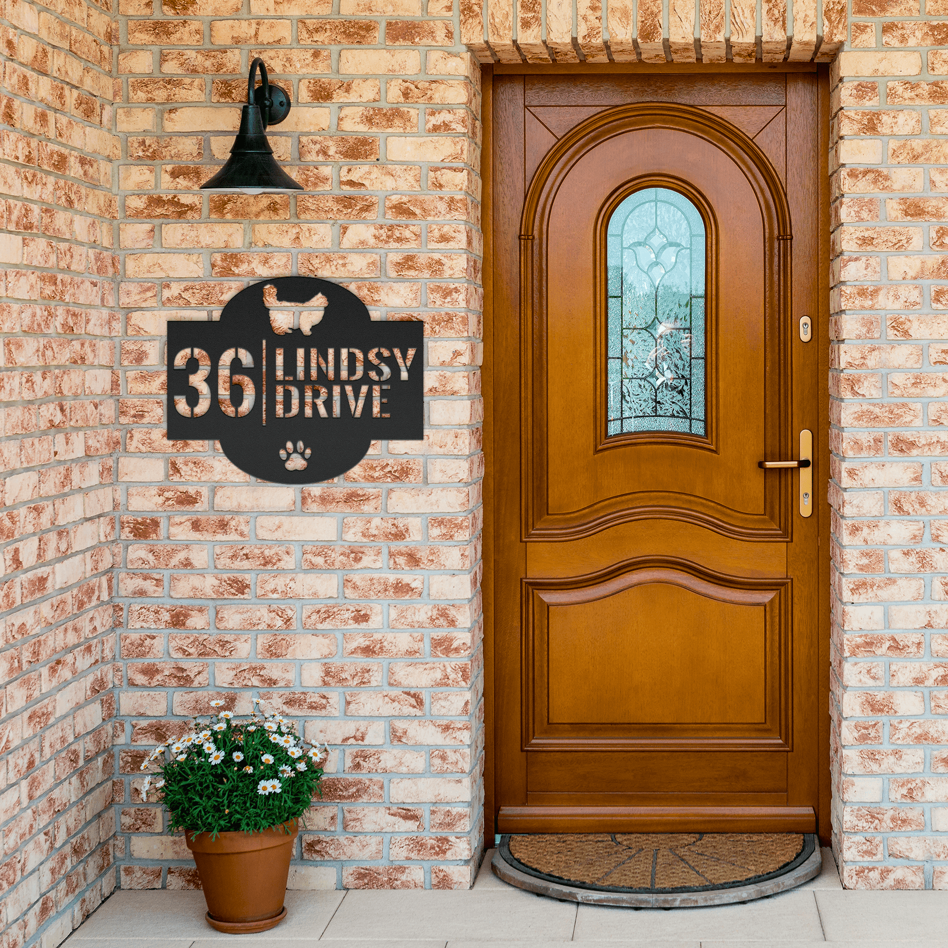 Ragdoll_Adress_Black_Brick_Entrance_Mockup.png